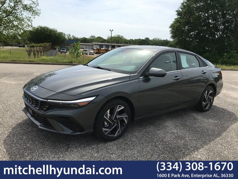 Certified 2024 Hyundai Elantra SEL w/ Convenience Package image 1