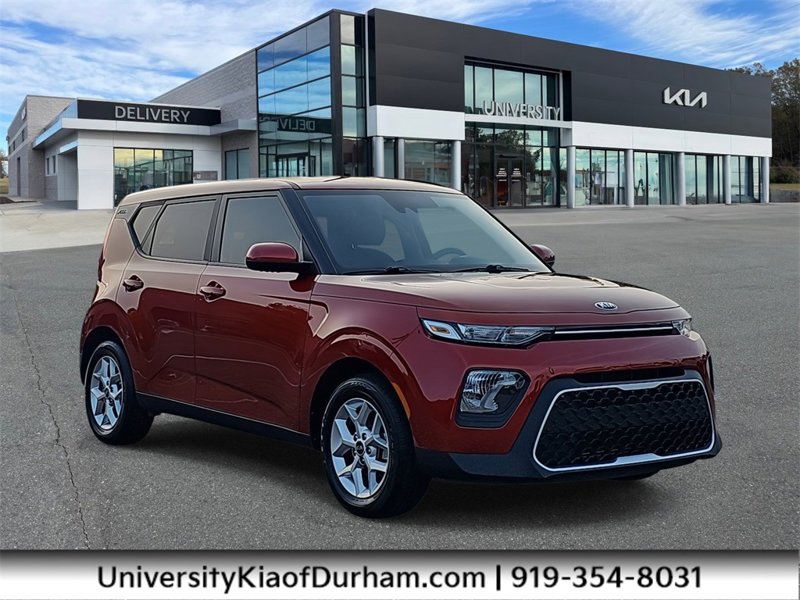 Certified 2021 Kia Soul S image 1