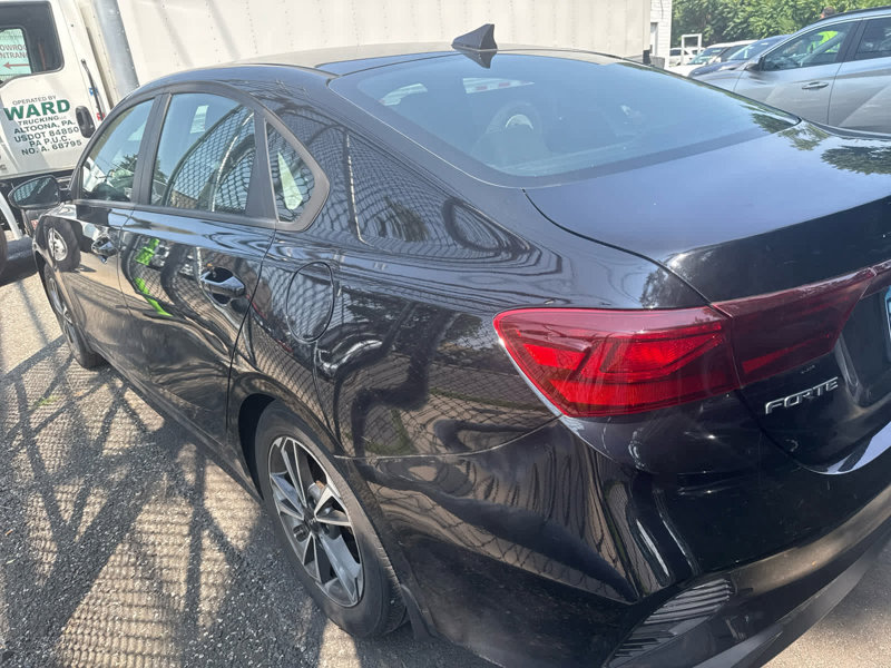 Certified 2023 Kia Forte LXS image 1