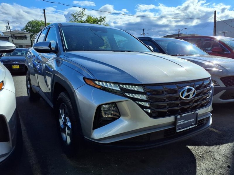 Certified 2022 Hyundai Tucson SE w/ Winter Package image 1
