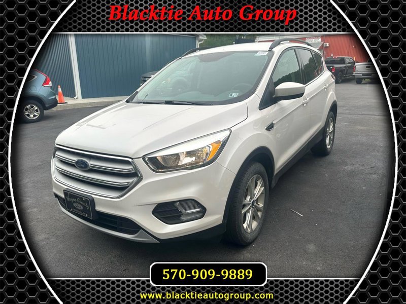 Used 2018 Ford Escape SE image 1