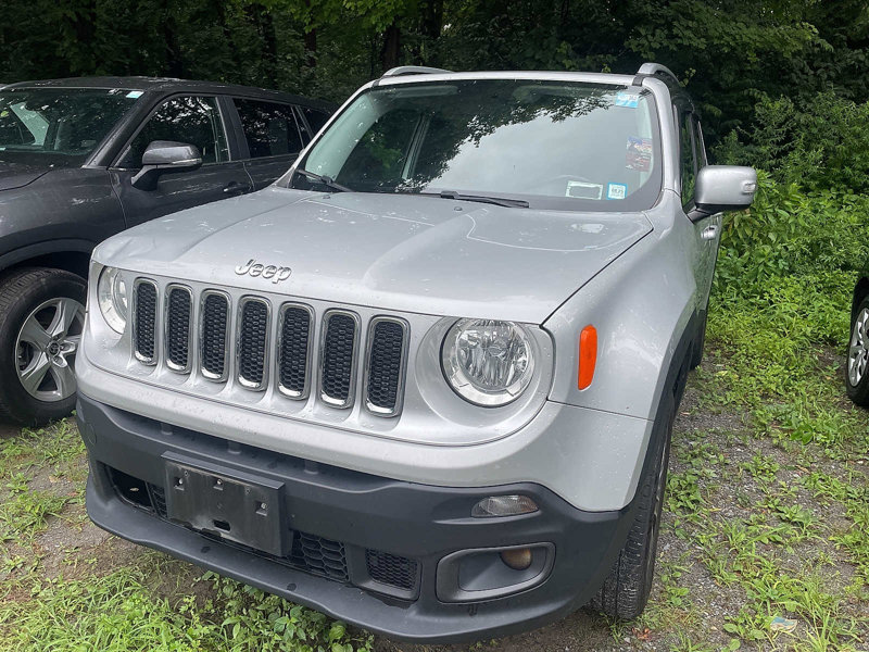 Used 2017 Jeep Renegade Limited image 1