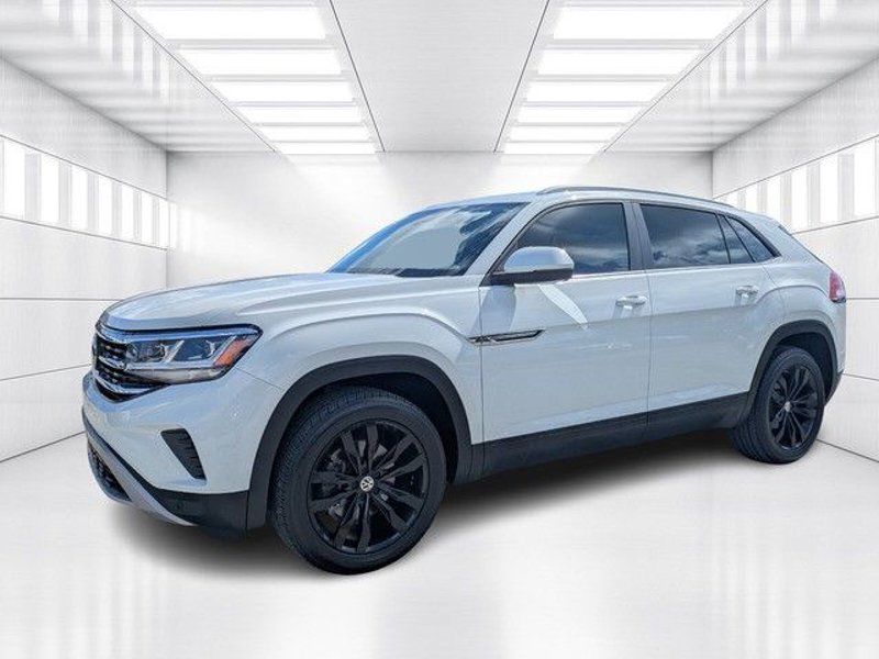 Used 2021 Volkswagen Atlas Cross Sport SE image 1