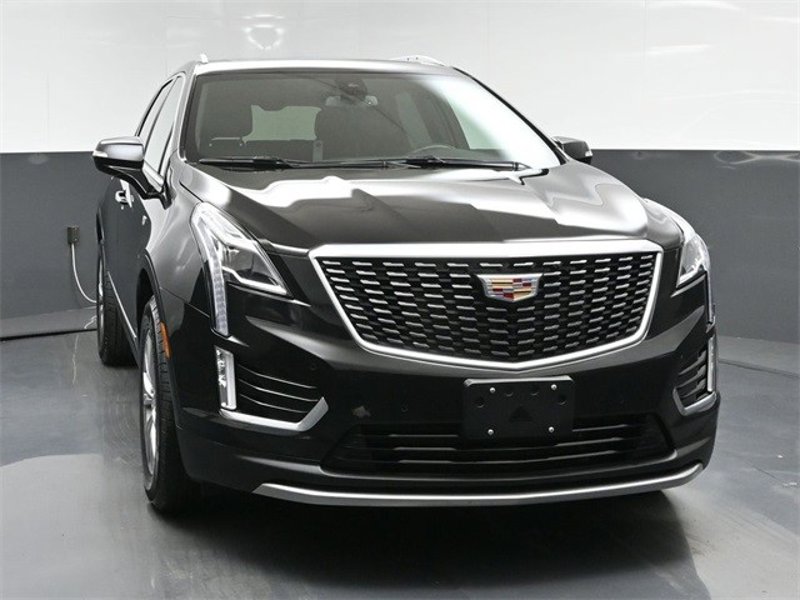 Certified 2022 Cadillac XT5 Premium Luxury image 1