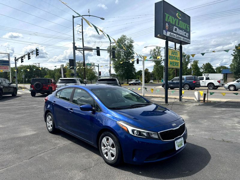 Used 2018 Kia Forte LX image 1