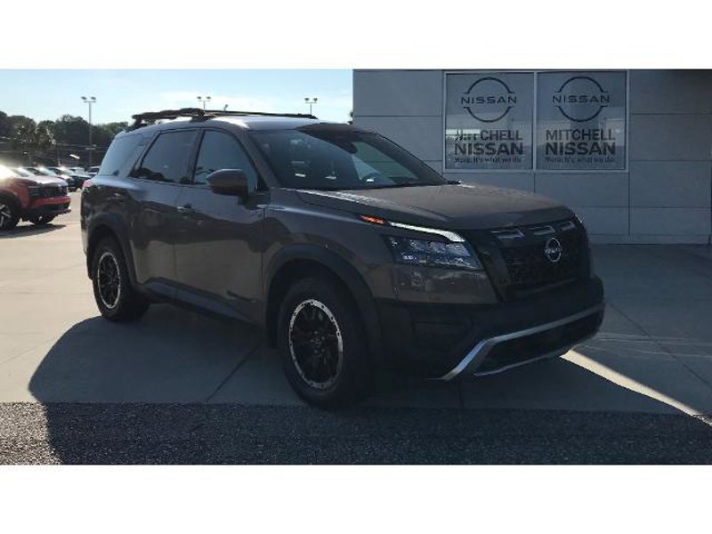 Certified 2023 Nissan Pathfinder Rock Creek image 1