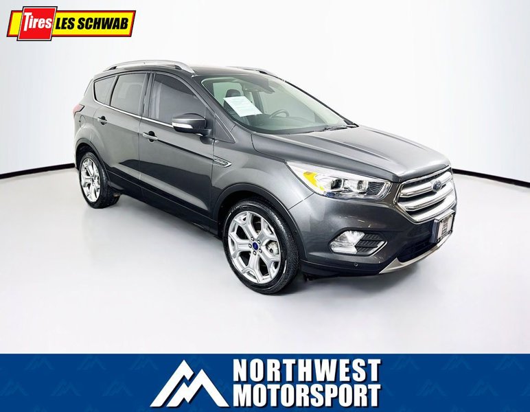 Used 2019 Ford Escape Titanium image 1