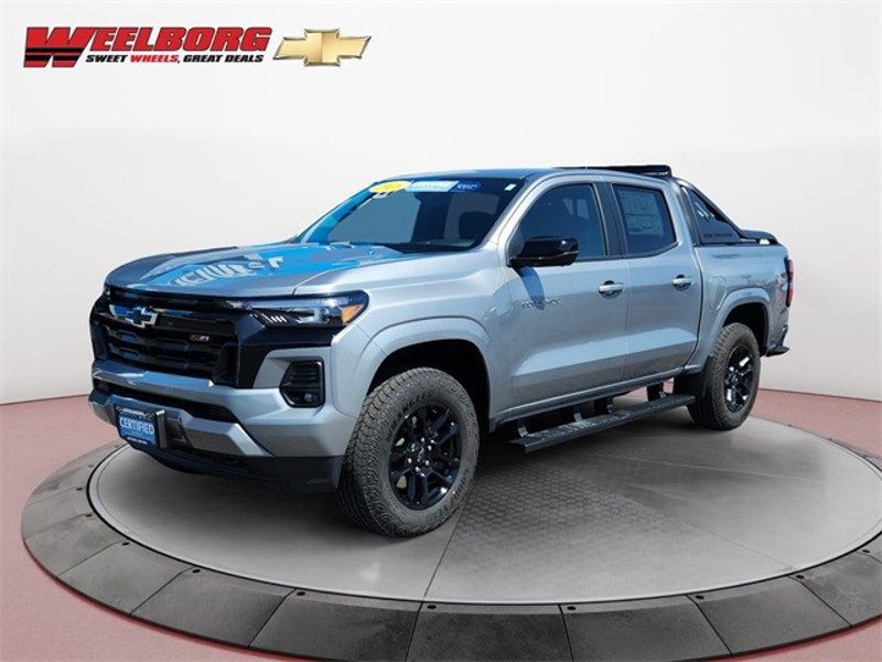 Certified 2025 Chevrolet Colorado Z71 w/ Midnight Edition image 1