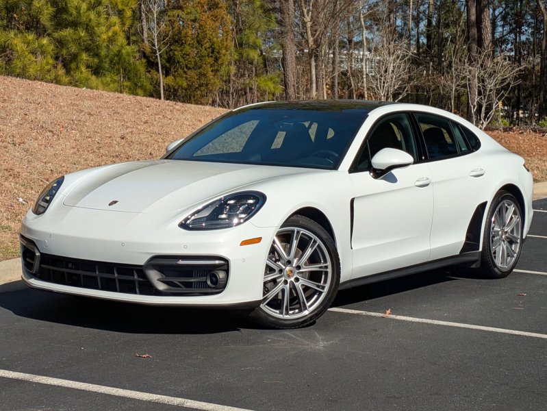 Certified 2023 Porsche Panamera 4 w/ Premium Package image 1