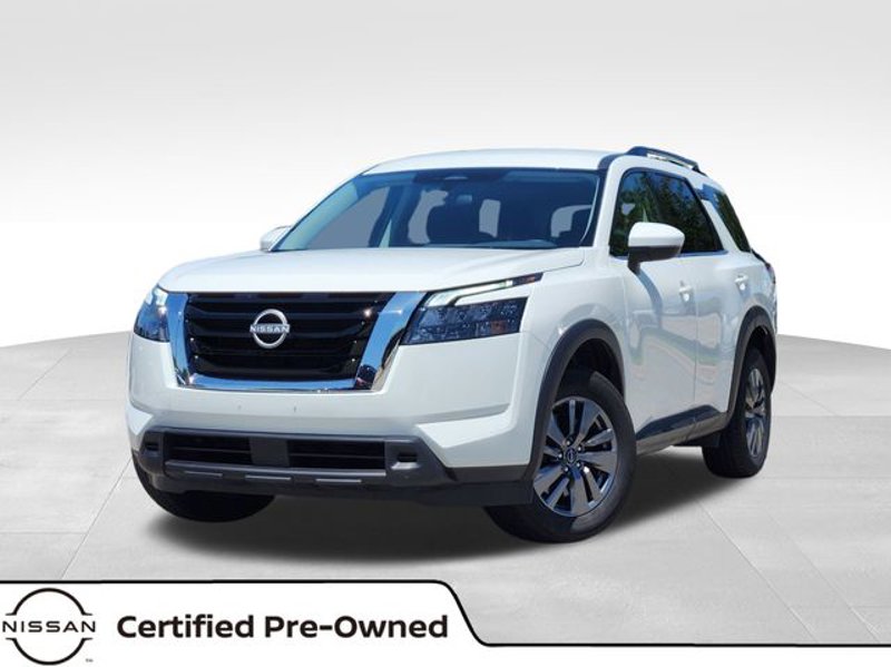 Certified 2025 Nissan Pathfinder SV image 1