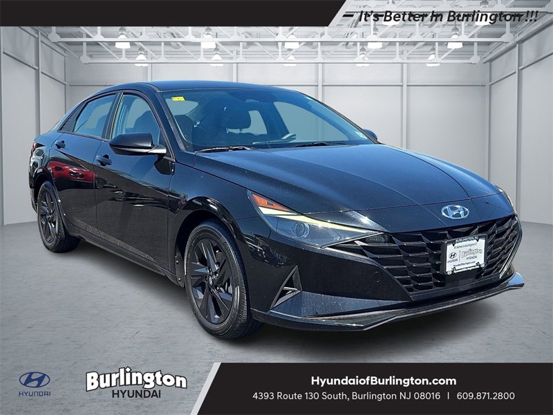Certified 2021 Hyundai Elantra SEL w/ Convenience Package image 1