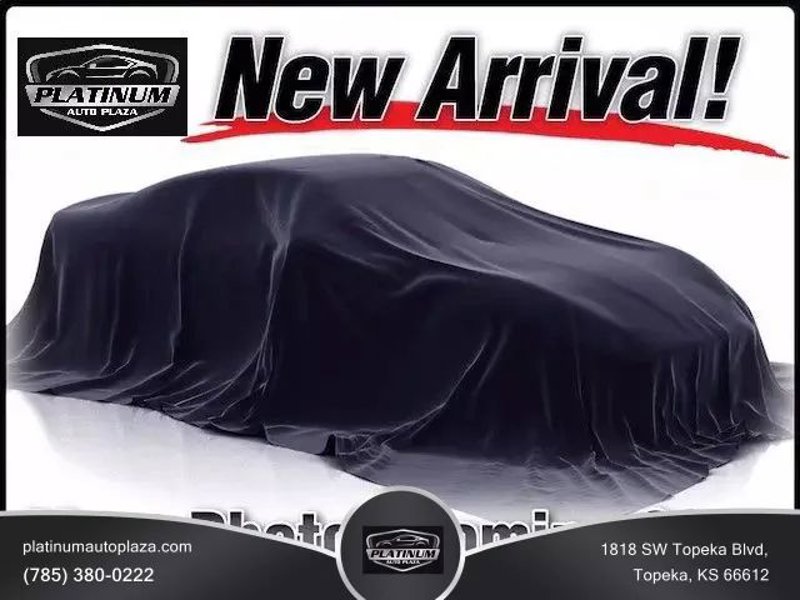 Used 2019 Toyota Camry SE image 1