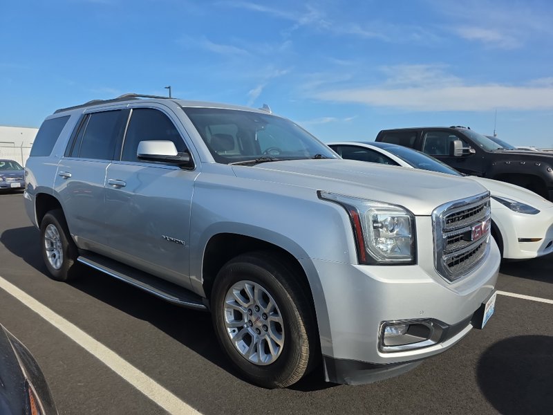 Used 2016 GMC Yukon SLT image 1