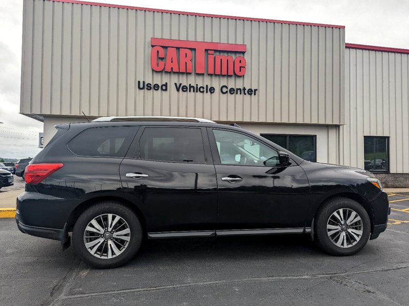 Used 2017 Nissan Pathfinder SL w/ SL Premium Package image 1