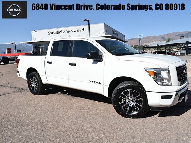 Certified 2023 Nissan Titan SV image 1