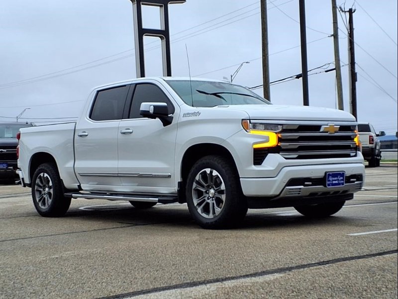 Certified 2024 Chevrolet Silverado 1500 High Country w/ Z71 Off-Road Package image 1