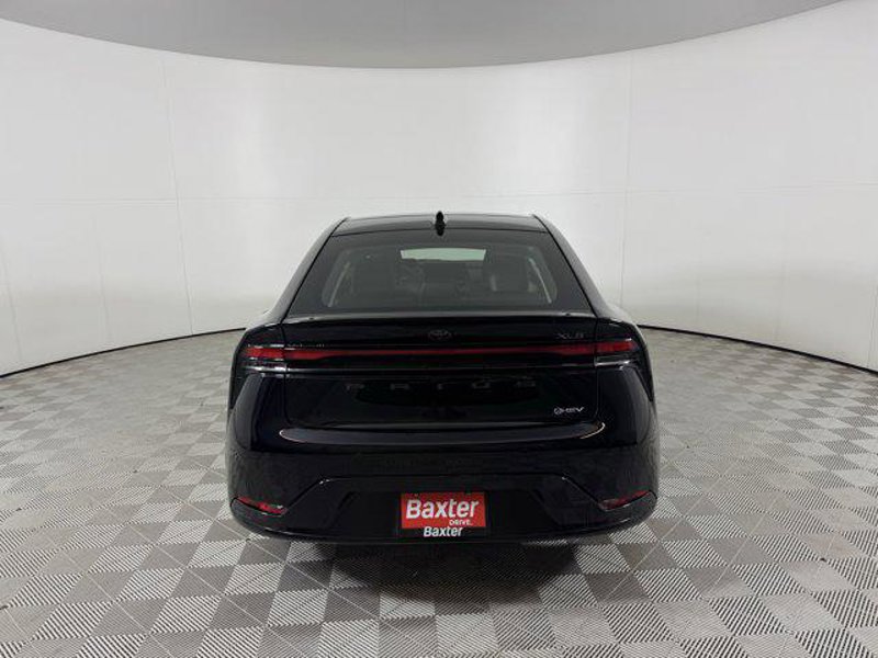 Certified 2024 Toyota Prius XLE image 1