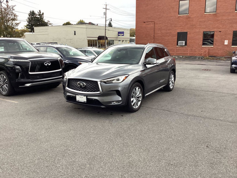 Certified 2021 INFINITI QX50 Essential w/ Convenience Package image 1