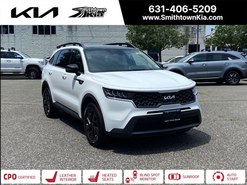 Certified 2022 Kia Sorento S w/ Panoramic Sunroof Package image 1