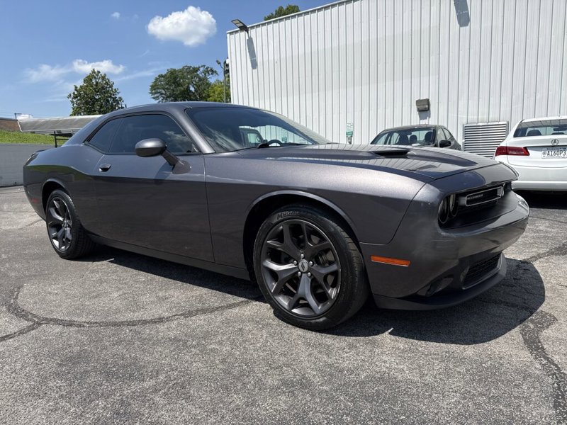 Used 2018 Dodge Challenger SXT Plus image 1