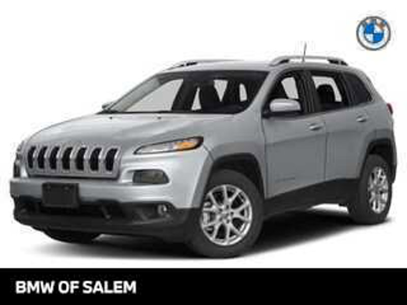 Used 2017 Jeep Cherokee Latitude w/ True North Edition image 1