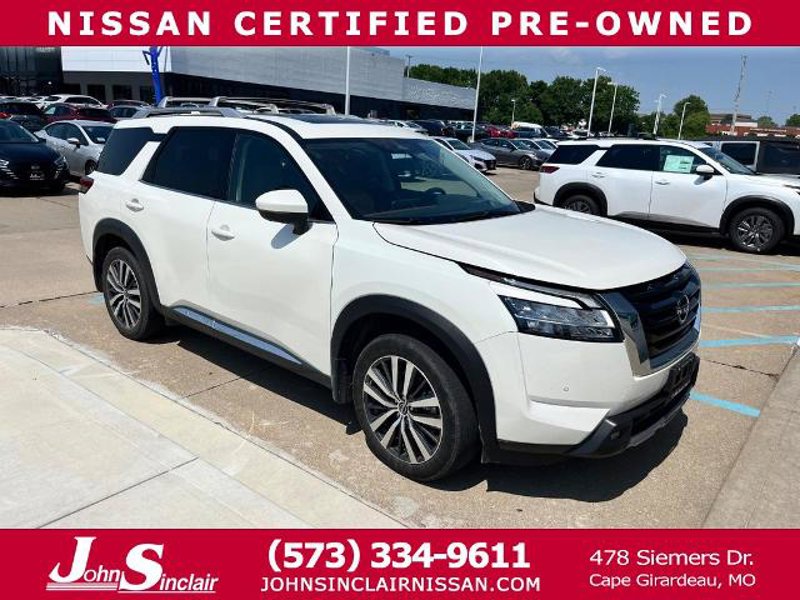 Certified 2022 Nissan Pathfinder Platinum w/ Cargo Package image 1