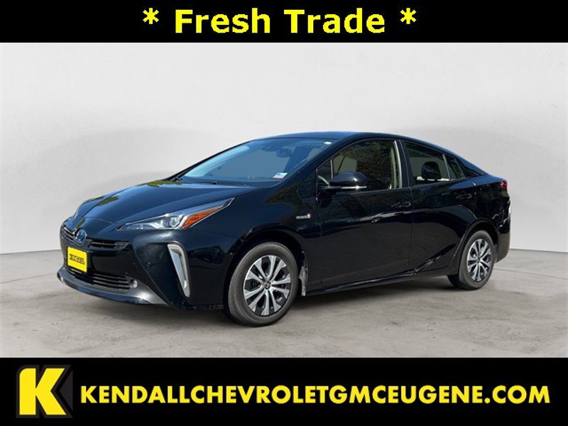 Used 2019 Toyota Prius XLE image 1