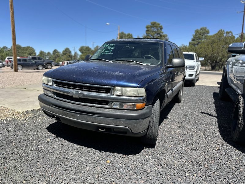Used 2000 Chevrolet Suburban LS w/ LS Preferred Equipment Group image 1