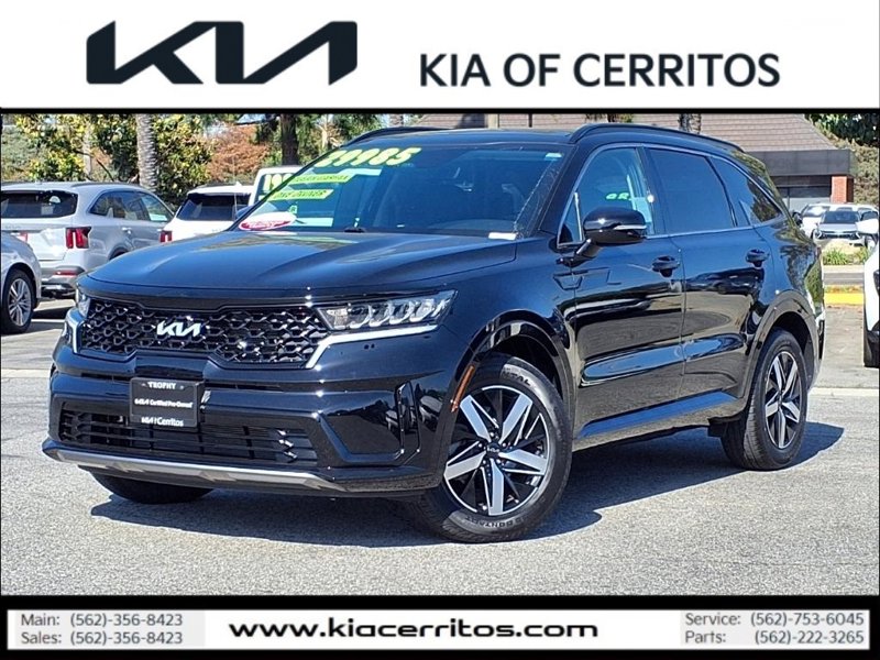 Certified 2022 Kia Sorento S w/ Panoramic Sunroof Package image 1