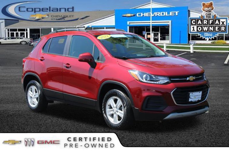 Certified 2022 Chevrolet Trax LT w/ LT Convenience Package image 1