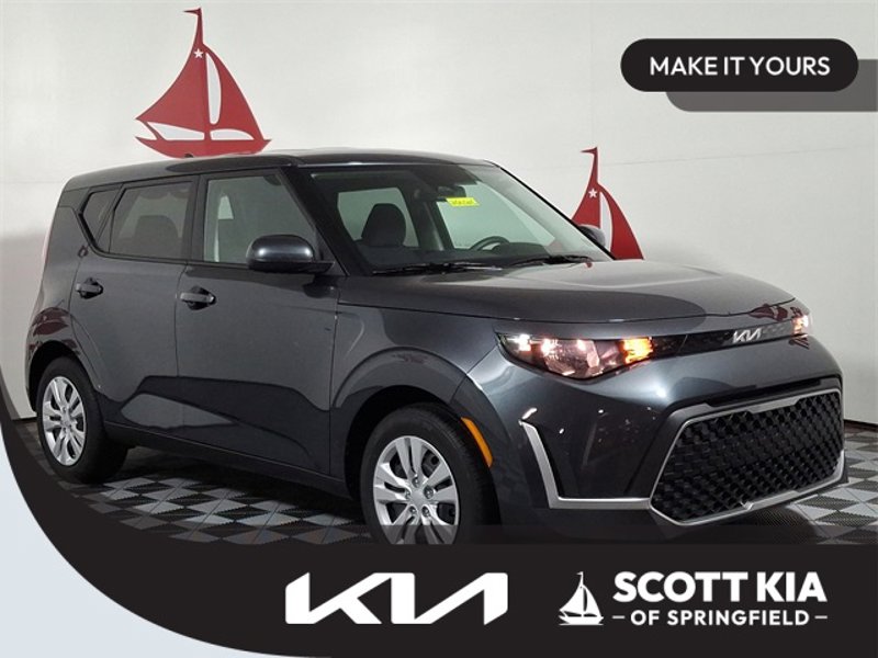 Certified 2025 Kia Soul LX image 1
