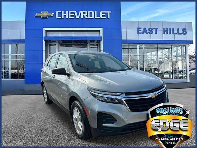 Certified 2023 Chevrolet Equinox LS w/ Driver Confidence II Package image 1