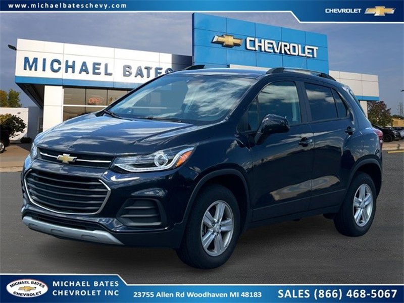 Certified 2022 Chevrolet Trax LT w/ LT Convenience Package image 1