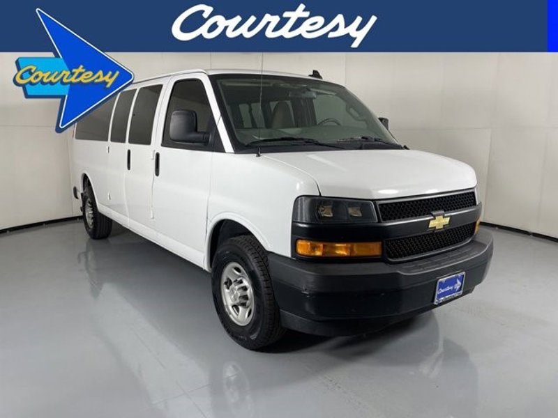 Certified 2022 Chevrolet Express 3500 LS image 1