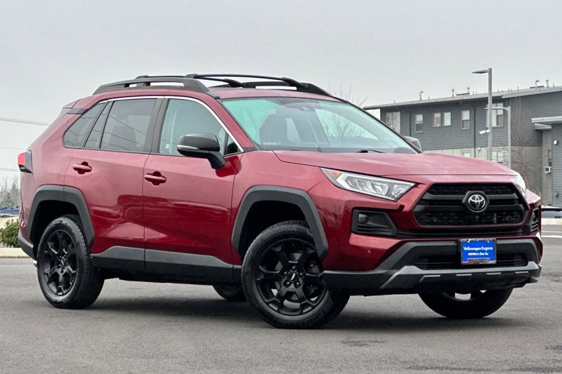 Used 2020 Toyota RAV4 TRD Off-Road image 1