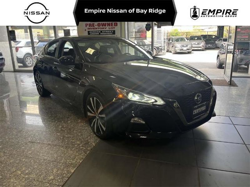 Certified 2022 Nissan Altima 2.5 SR image 1