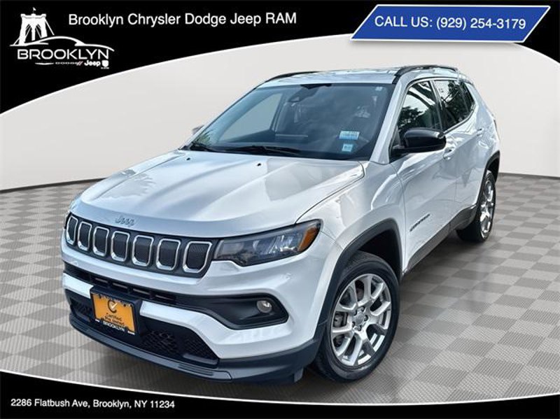 Certified 2022 Jeep Compass Latitude image 1