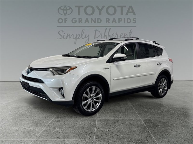 Used 2016 Toyota RAV4 Limited image 1