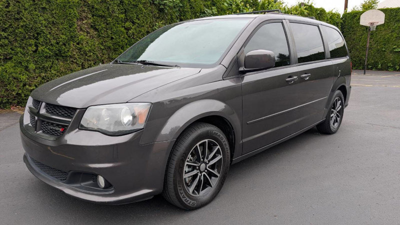 Used 2015 Dodge Grand Caravan R/T w/ Driver Convenience Group image 1