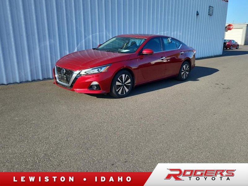 Used 2020 Nissan Altima 2.5 SV image 1