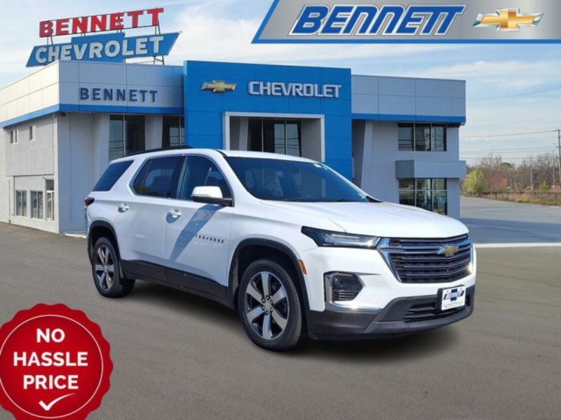 Certified 2022 Chevrolet Traverse LT w/ LT Premium Package image 1