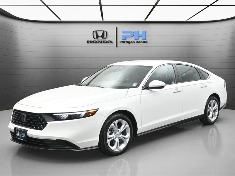 Certified 2025 Honda Accord LX image 1