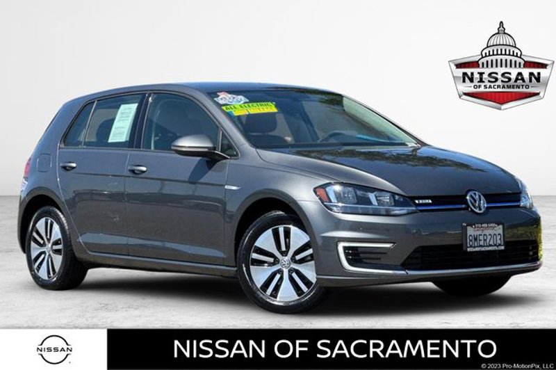 Used 2019 Volkswagen e-Golf SE w/ Driver Assistance Package image 1