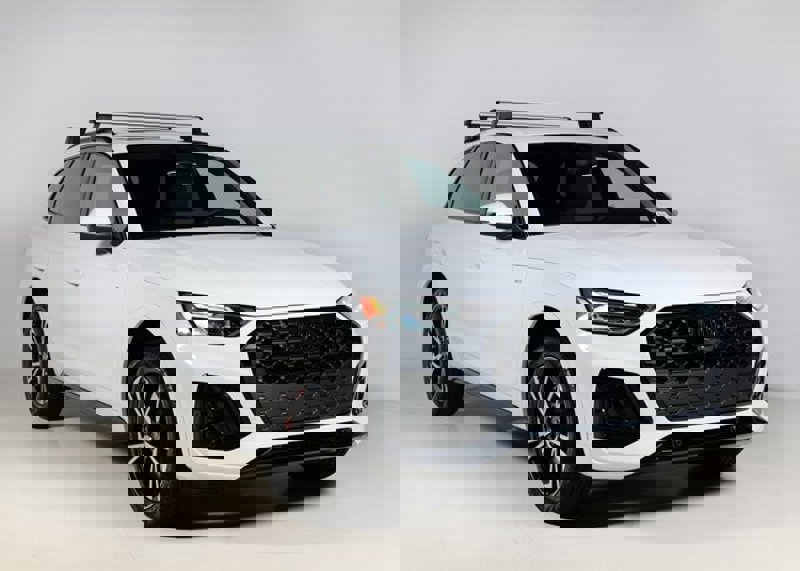 Certified 2025 Audi Q5 2.0T Premium Plus w/ Premium Plus Package image 1