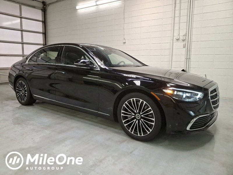 Certified 2022 Mercedes-Benz S 500 4MATIC image 1