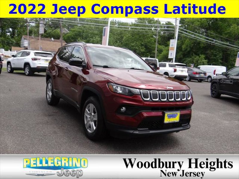 Certified 2022 Jeep Compass Latitude w/ Convenience Group image 1