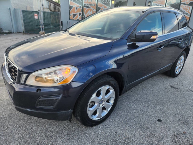Used 2013 Volvo XC60 3.2 image 1