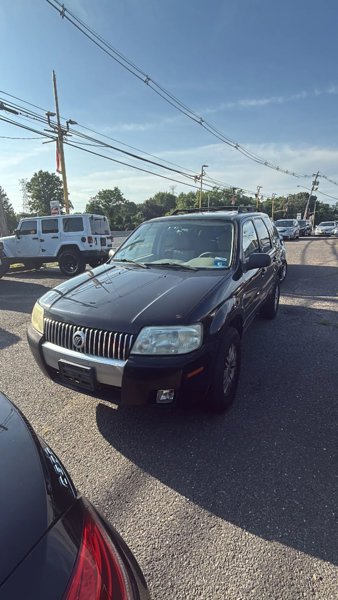 Used 2007 Mercury Mariner Luxury image 1