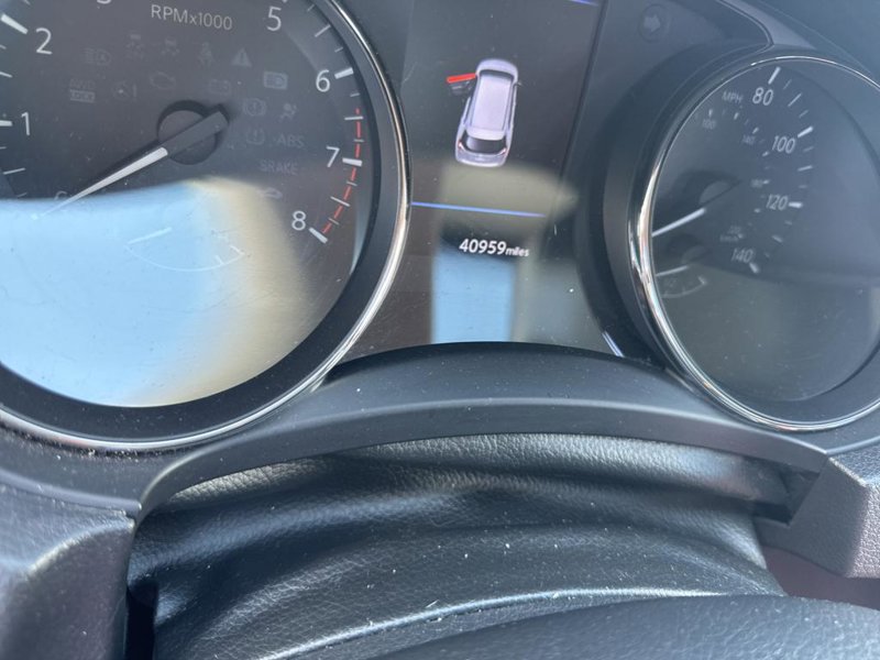 Used 2020 Nissan Rogue S w/ Special Edition Package image 1