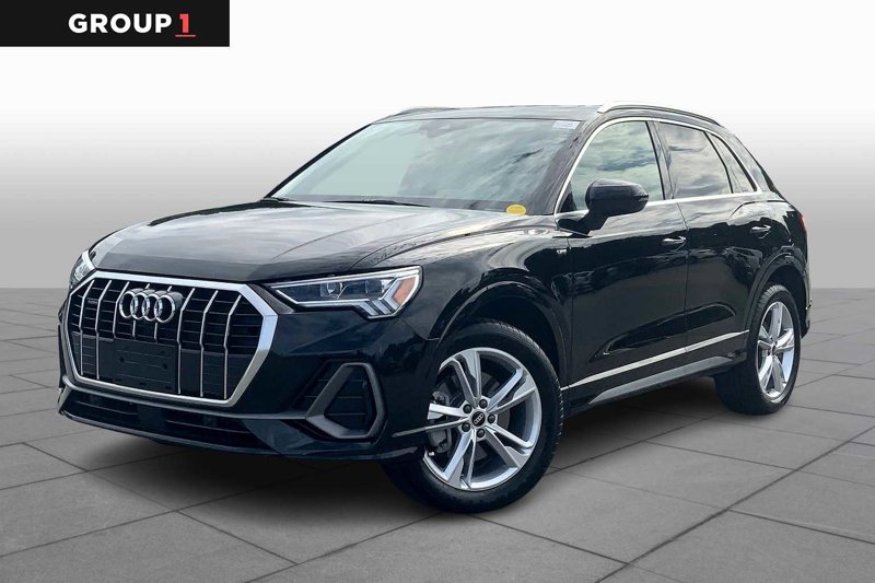 Certified 2022 Audi Q3 2.0T Premium Plus image 1